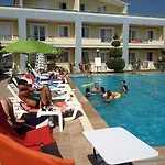 Melodi Club 4*