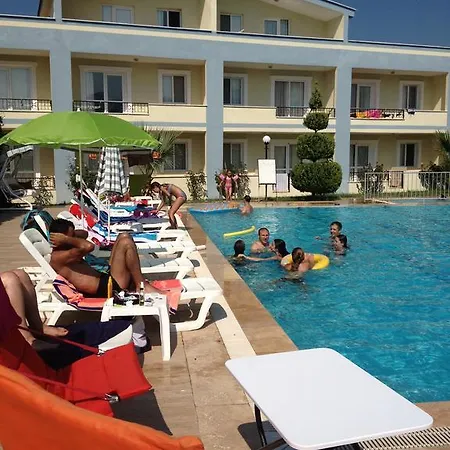 Melodi Club 4*