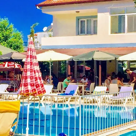 Lejlighedshotel Melodi Club 3*